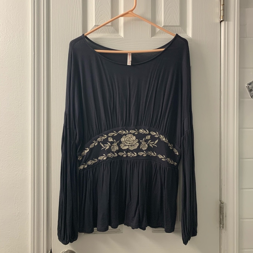 Xhilaration blouse size M